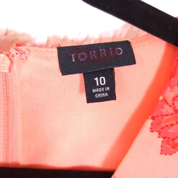 TORRID Georgette Floral Wrap Dress - Picture 5 of 11